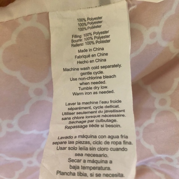 Paris Twin Comforter Set with 2 Throw Pillows - Picture 8 of 11